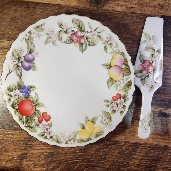 Vintage Dillard's Fruit & Floral 10" Porcelain Plate and Server w/ Gold Trim - Picture 5 of 10